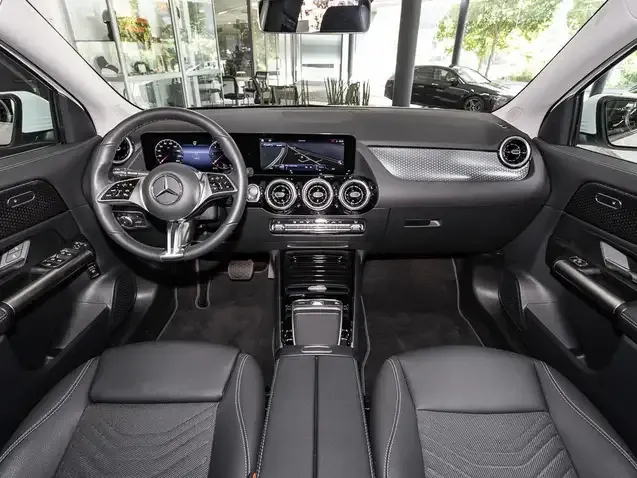 Mercedes-Benz GLA 220