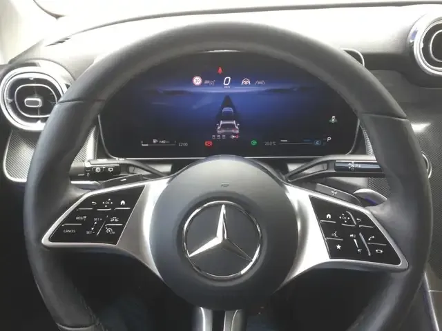 Mercedes-Benz GLC 220