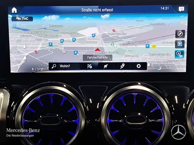 Mercedes-Benz GLB 200