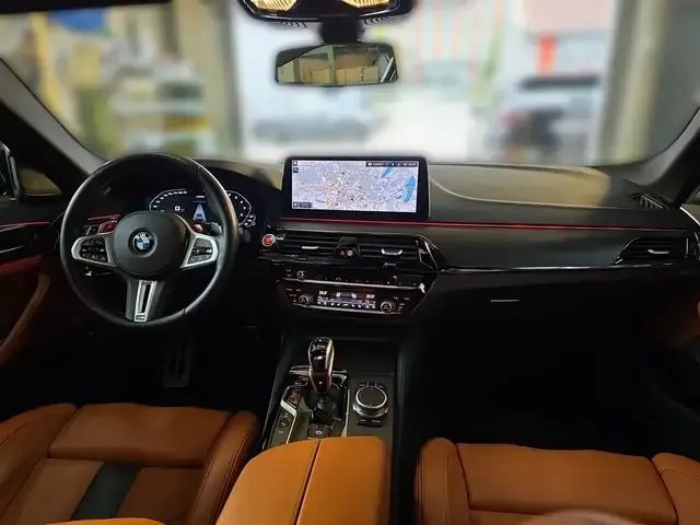 BMW M5