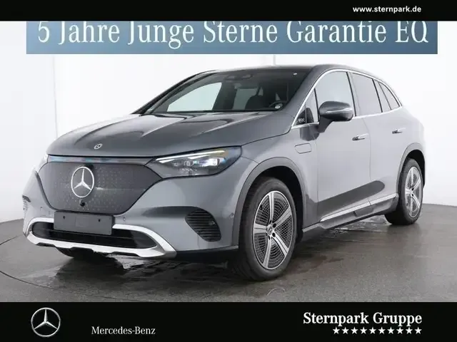 Mercedes-Benz EQE SUV