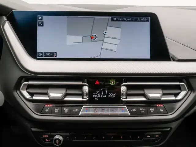 BMW 235