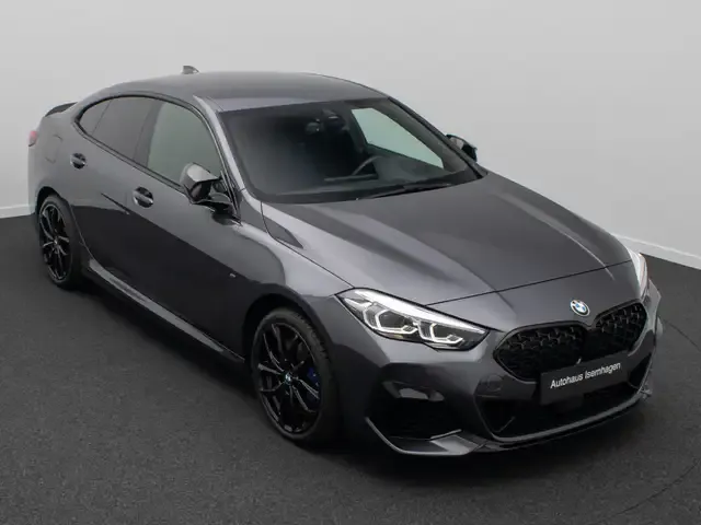 BMW 235