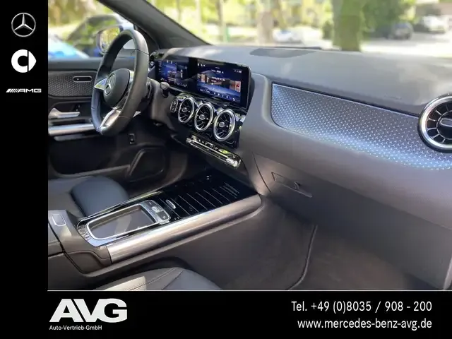 Mercedes-Benz GLA 180