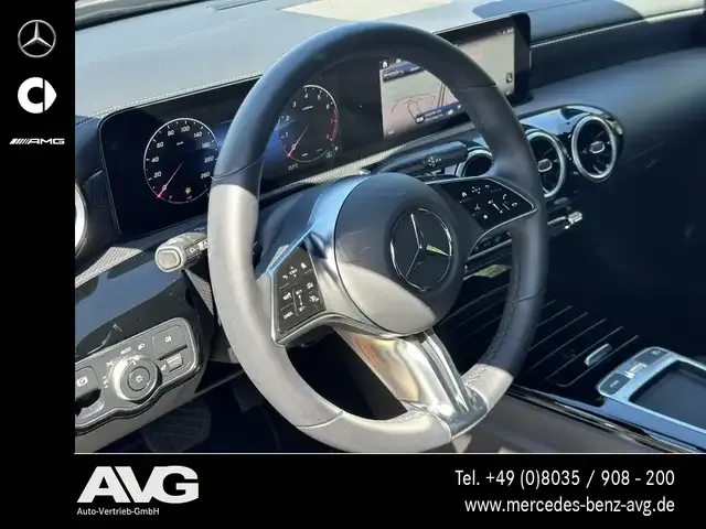 Mercedes-Benz CLA 180
