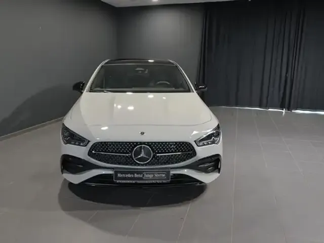 Mercedes-Benz CLA 180