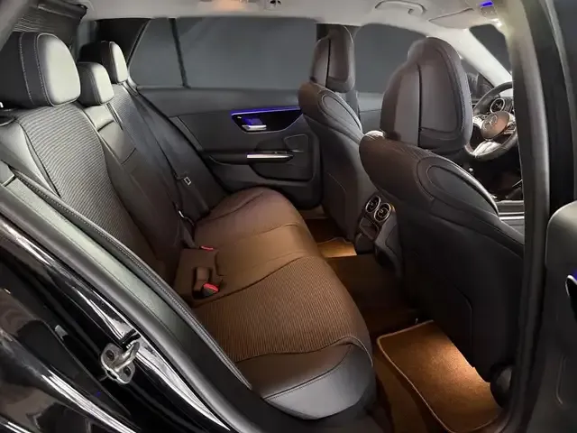 Mercedes-Benz C 220