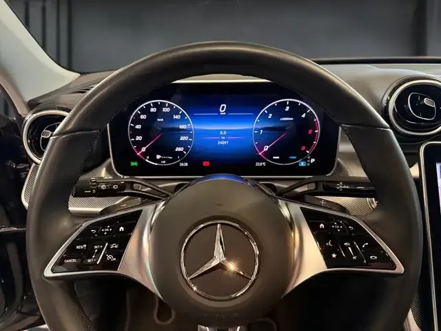 Mercedes-Benz C 220