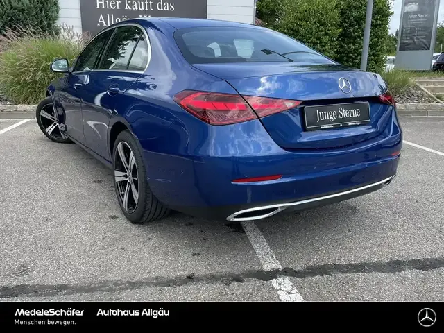 Mercedes-Benz C 180