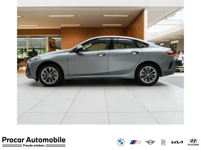 BMW 216