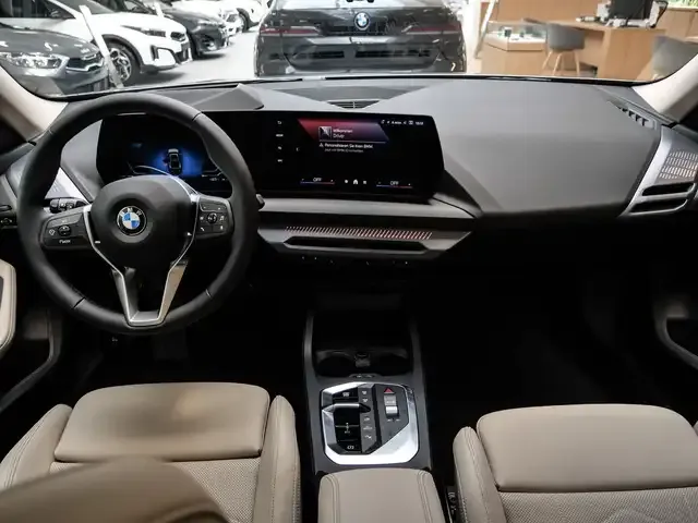 BMW 216