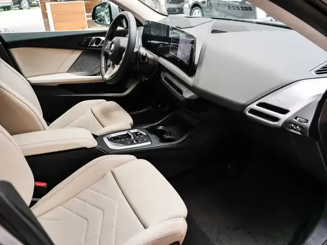 BMW 216