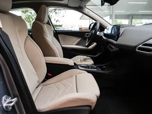 BMW 216