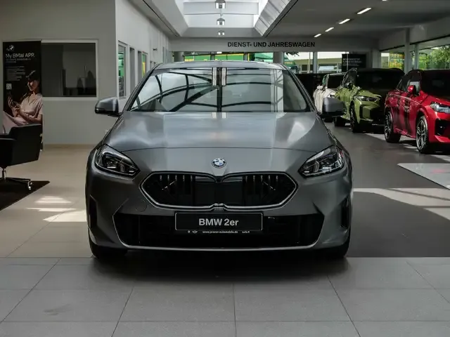 BMW 216