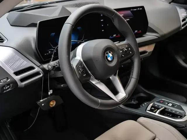 BMW 216