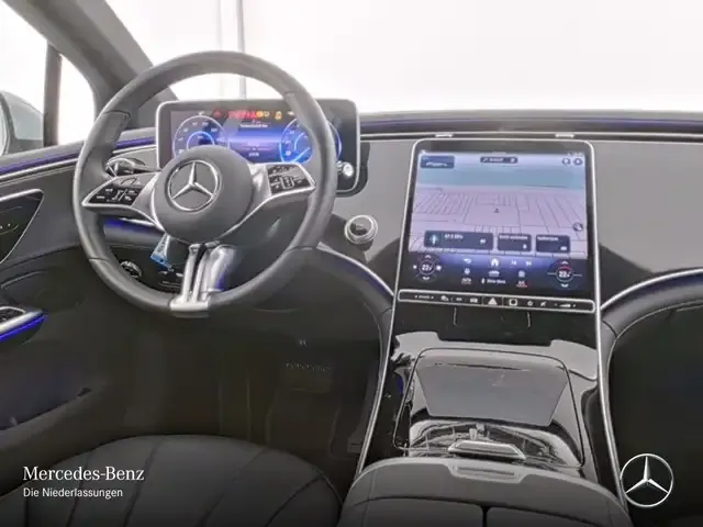 Mercedes-Benz EQE 300