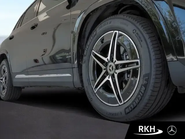 Mercedes-Benz EQA 300