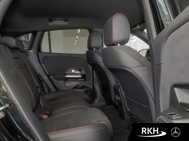 Mercedes-Benz EQA 300