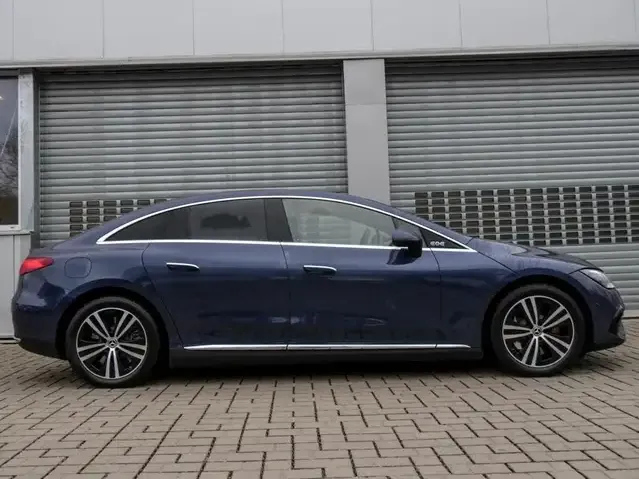 Mercedes-Benz EQE 300