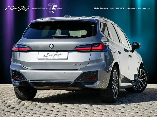 BMW 220