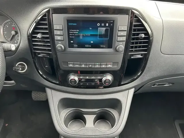Mercedes-Benz Marco Polo