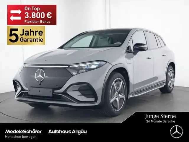 Mercedes-Benz EQS SUV
