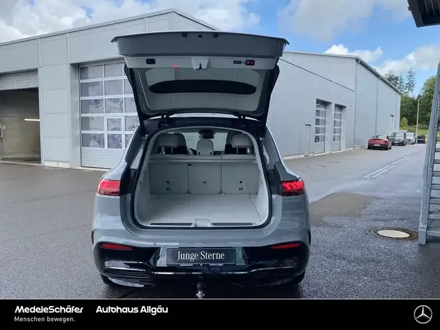 Mercedes-Benz EQS SUV