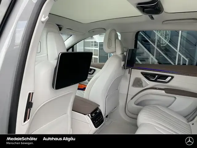 Mercedes-Benz EQS SUV