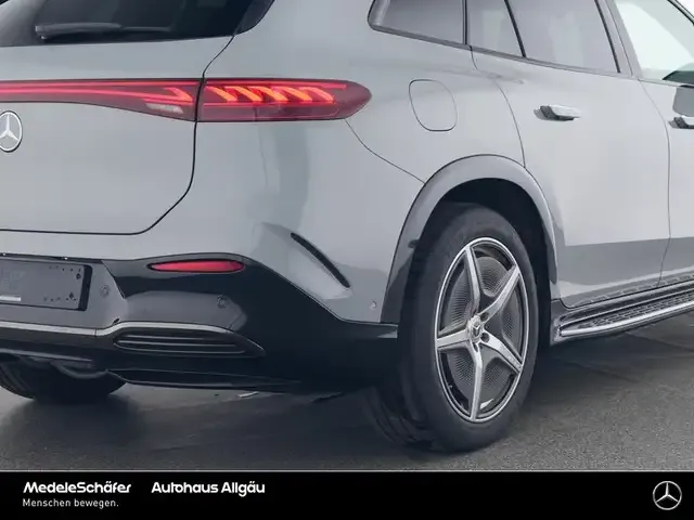 Mercedes-Benz EQS SUV