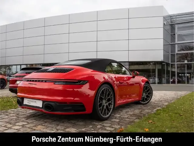 Porsche 992