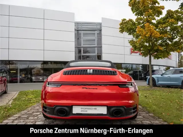 Porsche 992