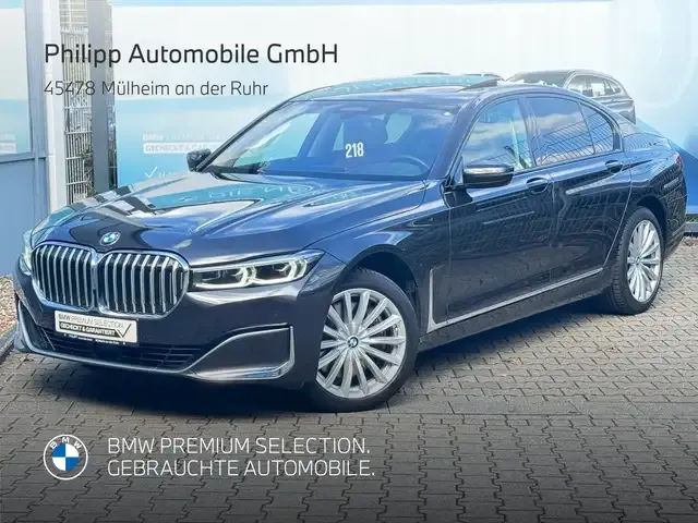 BMW 740