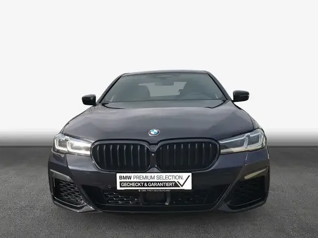BMW M550