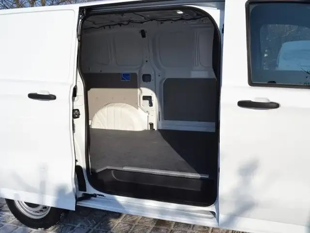 Volkswagen T7 Transporter