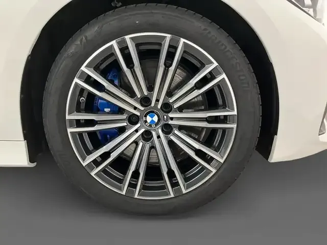 BMW 340