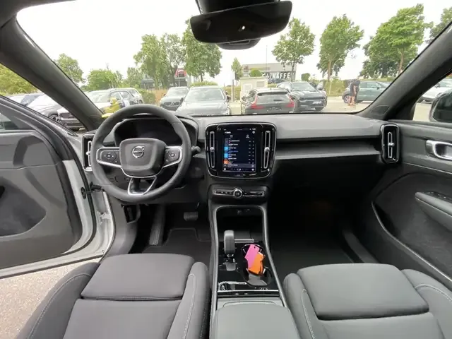 Volvo C40
