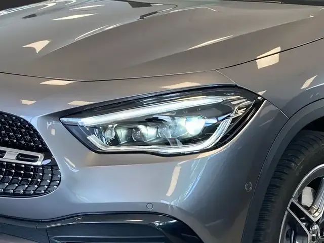 Mercedes-Benz GLA 250