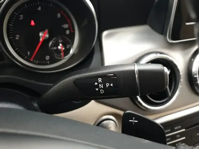 Mercedes-Benz Sonstiges