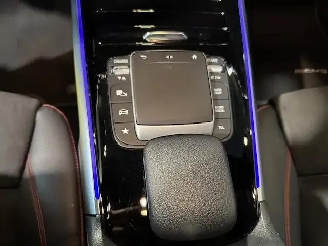 Mercedes-Benz EQB 300