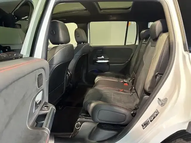 Mercedes-Benz EQB 300