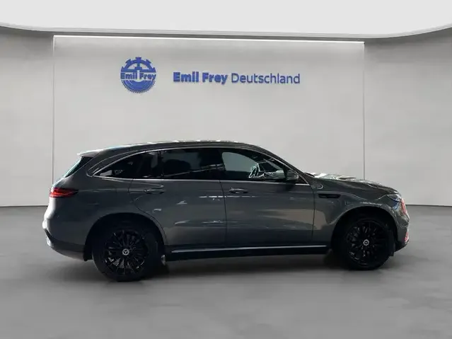Mercedes-Benz EQC 400
