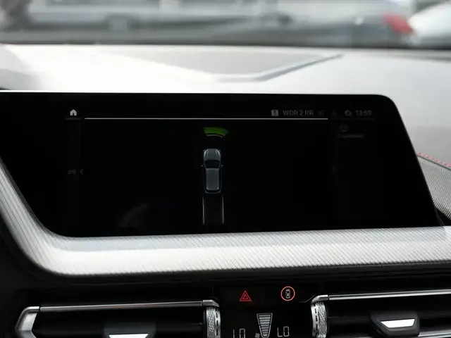 BMW 128