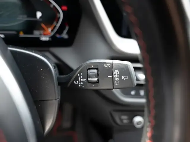 BMW 128