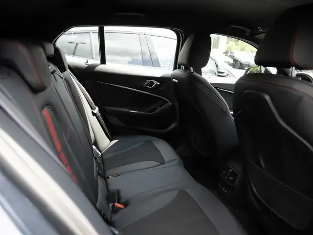 BMW 128