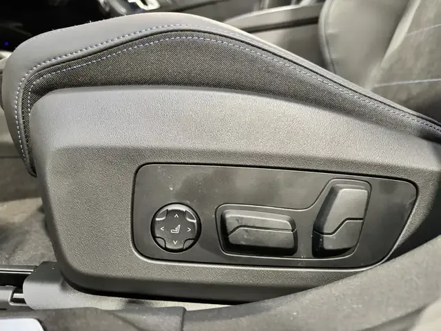 BMW 235