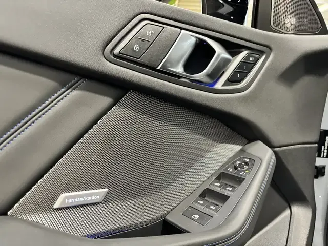 BMW 235