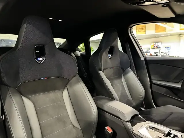 BMW 235