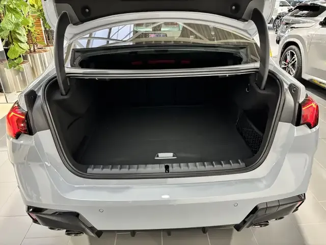 BMW 235