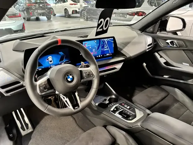 BMW 235