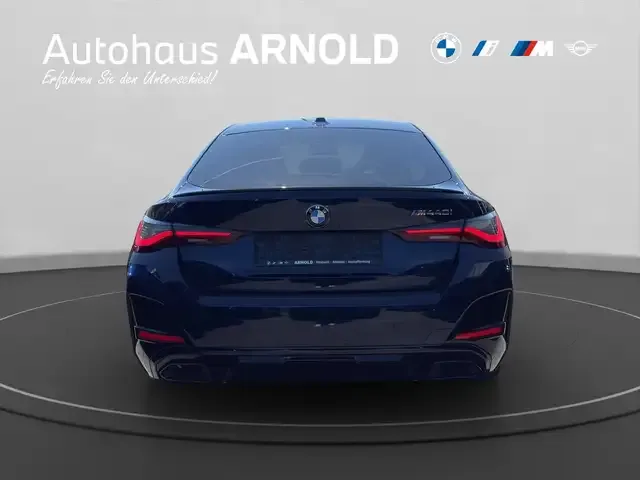 BMW 440